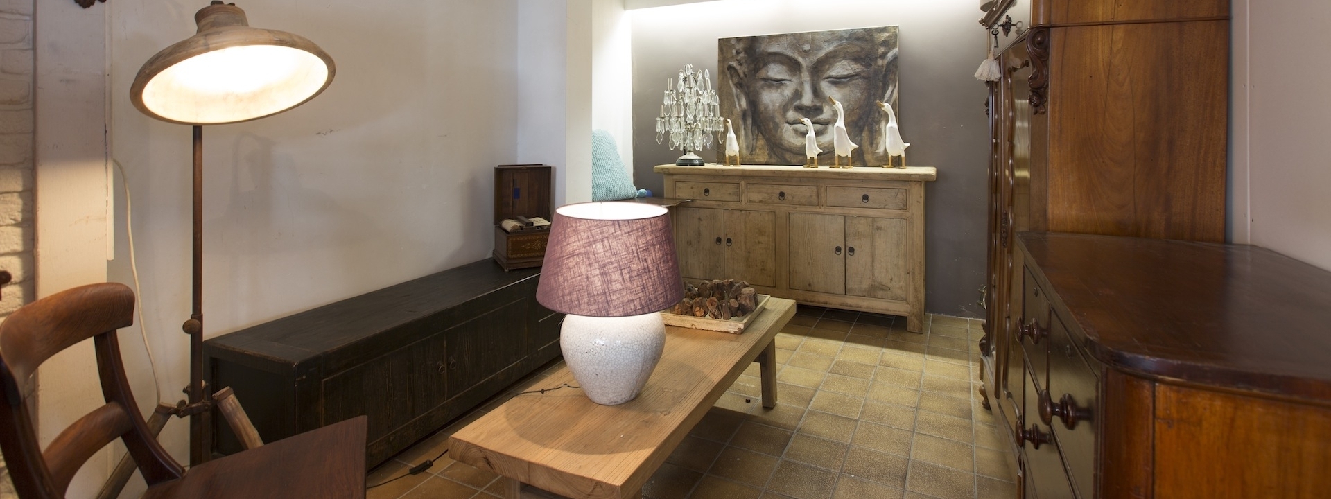 14609724784salontafels.jpg